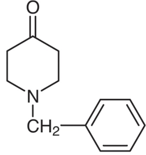 1-Benzyl-4-piperidone